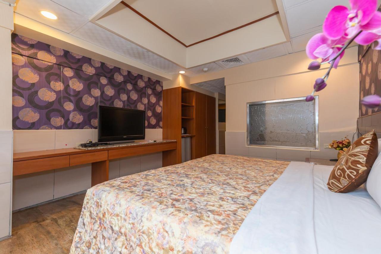 Yi Pin Business Hotel Taoyuan Exterior foto